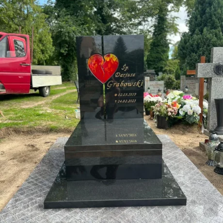 Monolit - nagrobki realizacja 4