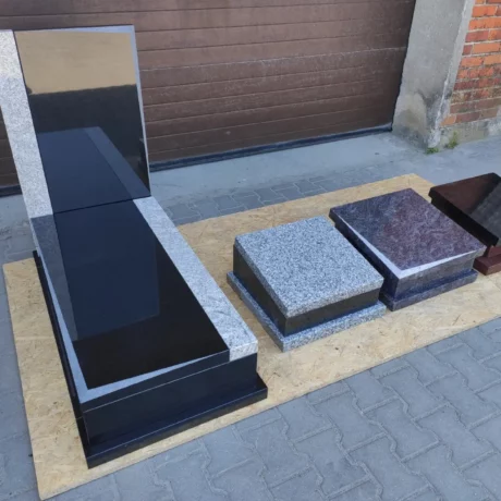 Monolit - nagrobki realizacja 9